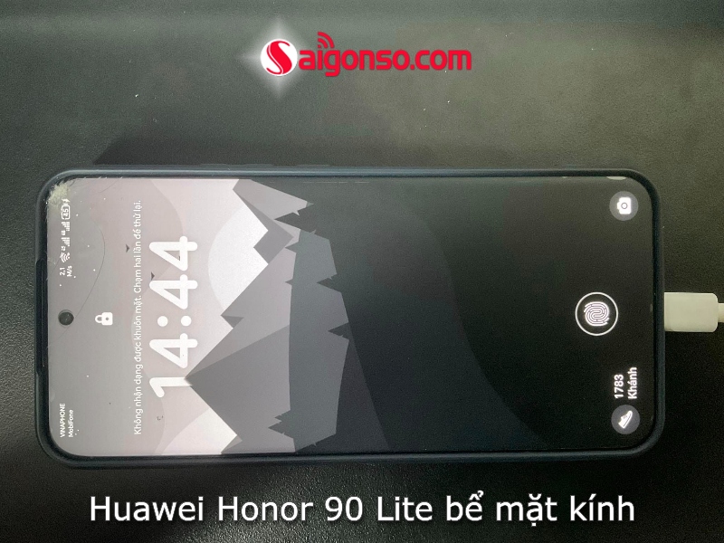 Honor 90 Lite bể mặt kính